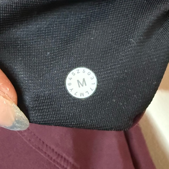 LULULEMON T.H.E. Great 9” Inseam Lined Athletic Shorts in Arctic Plum - Picture 11 of 11